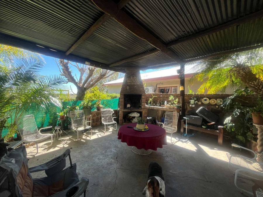 4 Bedroom Property for Sale in Kanoneiland Northern Cape